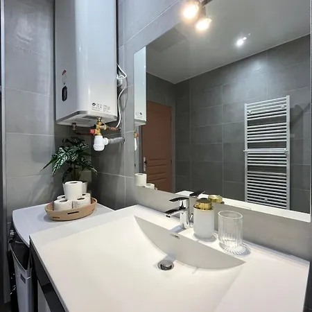 Urban 8 - Proche Centre-ville De Appartement
